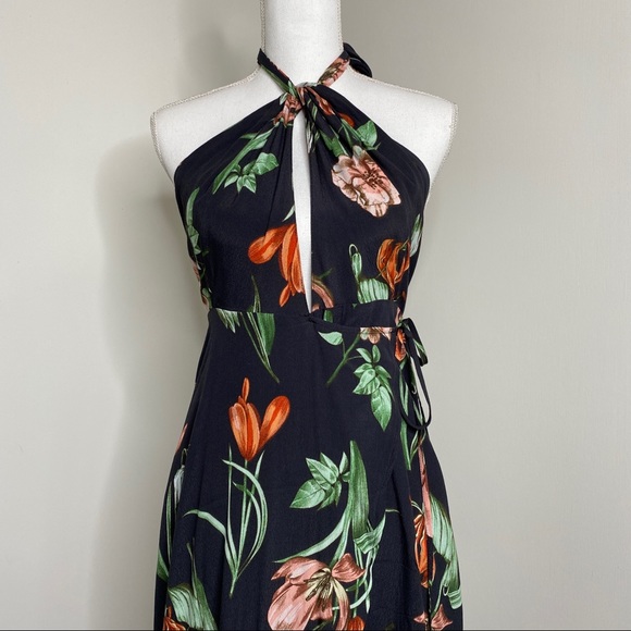 ASTR The Label Luciana Floral Wrap Dress - Picture 8 of 15